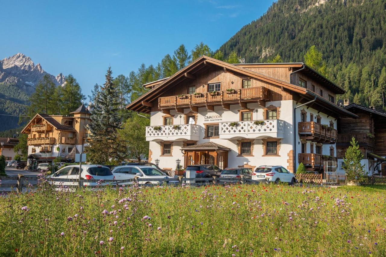 Cima Dodici B&B - Apartments Sexten Екстер'єр фото