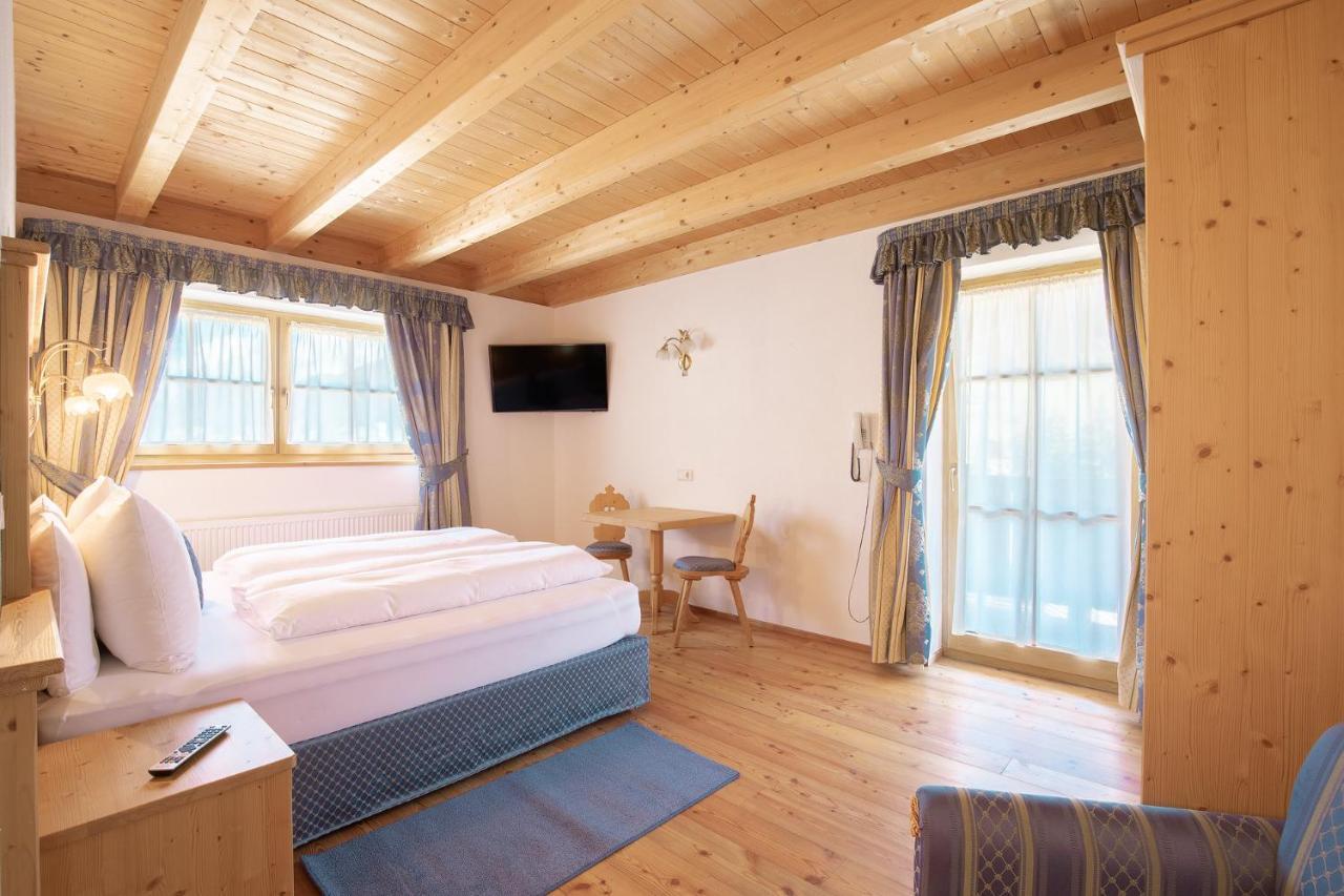 Cima Dodici B&B - Apartments Sexten Екстер'єр фото