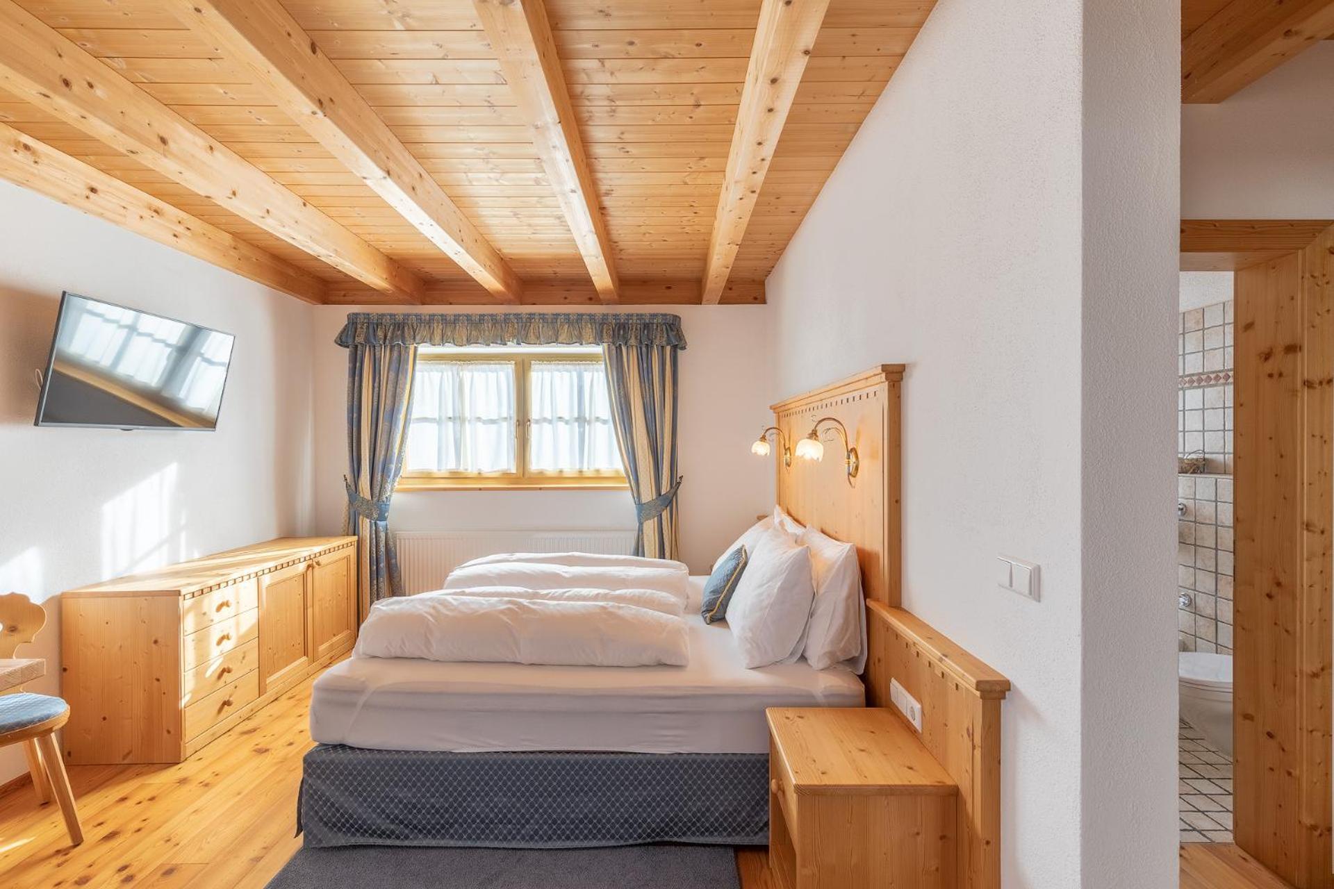 Cima Dodici B&B - Apartments Sexten Екстер'єр фото
